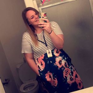 Meet your Posher, Elizabeth